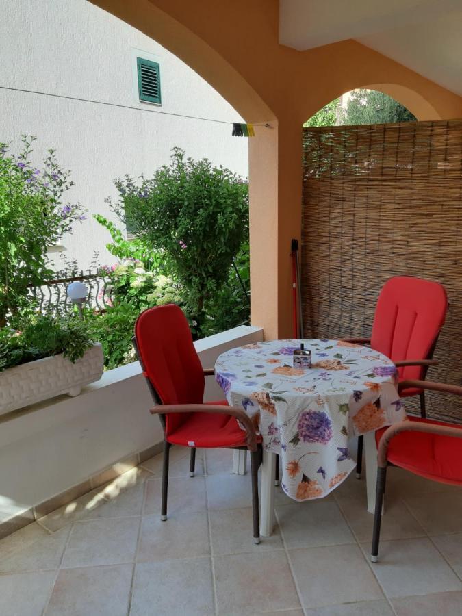 Apartments Andabaka Vodice Bagian luar foto
